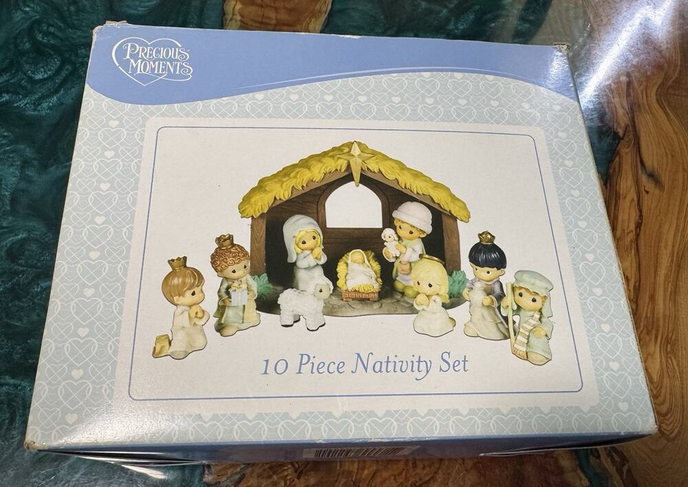 COMPLETE PRECIOUS MOMENTS 2006 NATIVITY SCENE SET 10 PIECES WITH STABLE IN BOX